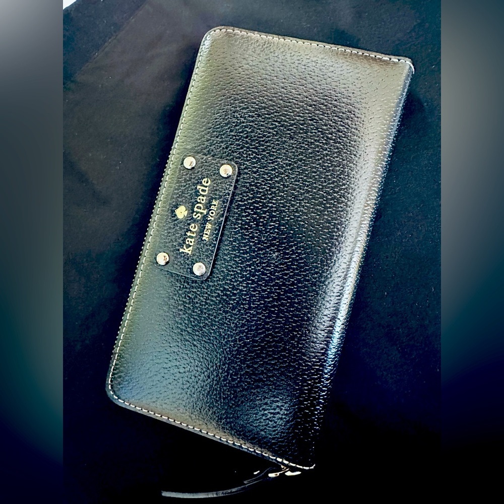 Black Kate Spade Wallet